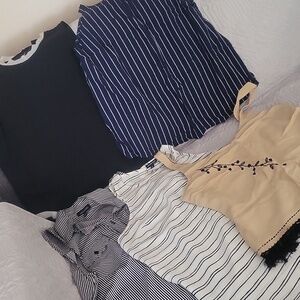 5 Sleeveless Women's Tops